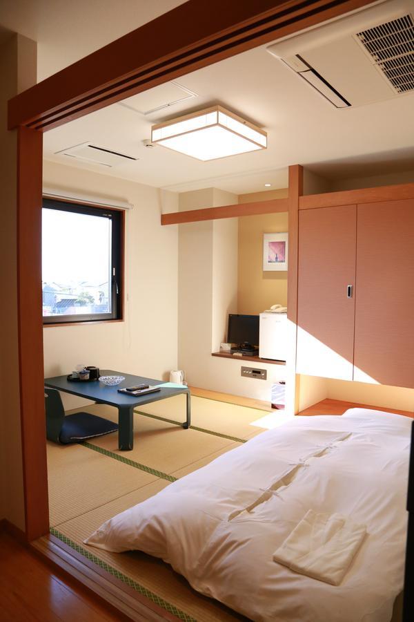 Hotel Plaza Arakawaoki Цутиура Экстерьер фото